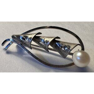 Vintage Silver Brooch With Faux Pearl